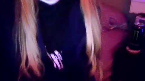 Candi online show from 11-26-25, 04:46