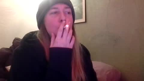 Candi online show from 11-26-25, 07:59