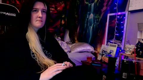 Candi online show from 06-15-26, 05:37