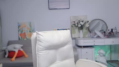 candy8998 online show from 11-01-25, 10:01