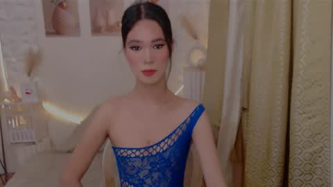 Candy online show from 05-25-26, 11:27