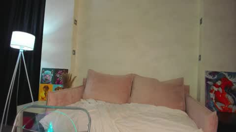 Candy online show from 02-22-26, 01:40