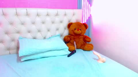 Snapshot of candy_hot88 chatting on 12-10-24, 06:49 sofia perez online show from 12-10-24, 06:49