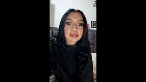 Leila  online show from 01-18-26, 05:55