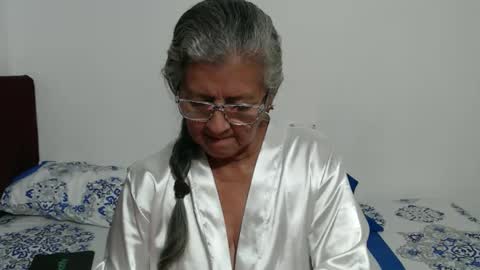 candy online show from 04-28-26, 02:38