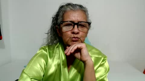 Snapshot of candy_mature_ chatting on 06-23-26, 11:47 candy online show from 06-23-26, 11:47
