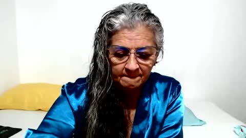 Snapshot of candy_mature_ chatting on 07-09-26, 11:53 candy online show from 07-09-26, 11:53