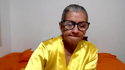 Snapshot of candy_mature_ chatting on 07-15-26, 11:21 candy online show from 07-15-26, 11:21