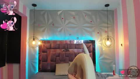 Snapshot of candy_morgan412 chatting on 01-04-25, 11:11 Ania online show from 01-04-25, 11:11