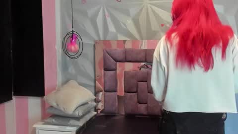 Snapshot of candy_morgan412 chatting on 02-06-25, 10:59 Ania online show from 02-06-25, 10:59