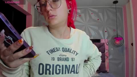Snapshot of candy_morgan412 chatting on 02-07-25, 11:23 Ania online show from 02-07-25, 11:23