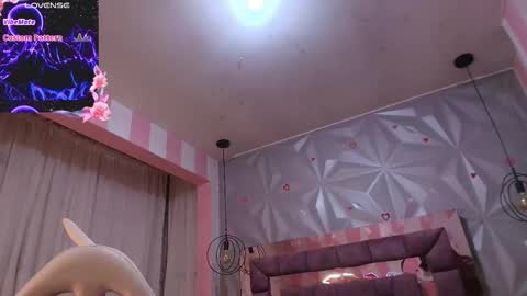 Snapshot of candy_morgan412 chatting on 09-20-25, 11:22 Ania online show from 09-20-25, 11:22