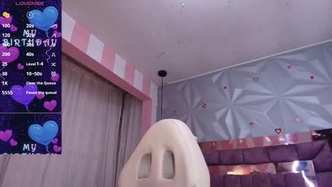 Snapshot of candy_morgan412 chatting on 10-10-25, 11:09 Ania online show from 10-10-25, 11:09