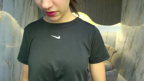 Candy  online show from 05-12-26, 03:25