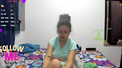 candy_val online show from 04-29-26, 06:39