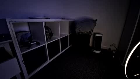 Candy Boy online show from 11-19-25, 07:36