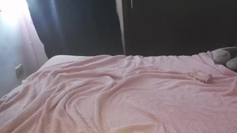 Candy online show from 04-18-26, 07:58