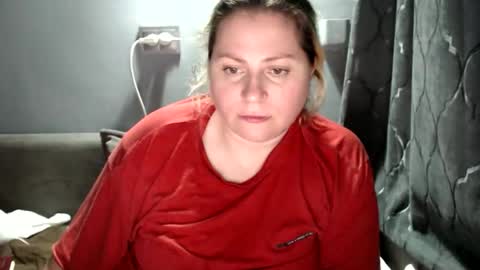 Laura online show from 10-21-25, 06:19