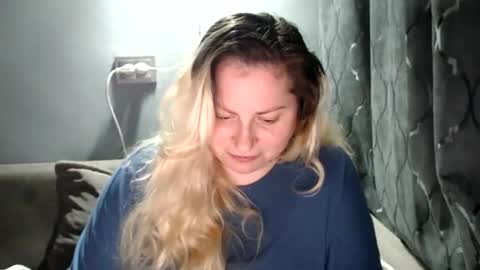 Laura online show from 10-29-25, 10:00