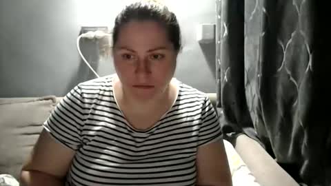 Laura online show from 02-02-26, 07:34