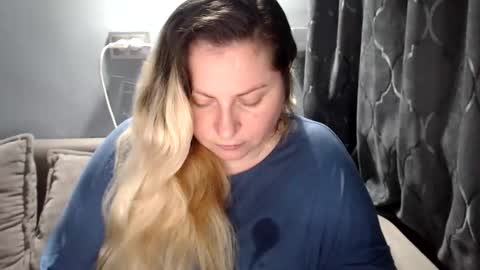 Laura online show from 03-03-26, 07:20