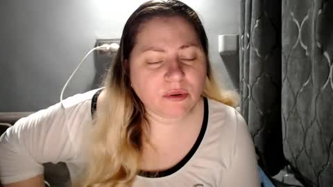 Laura online show from 05-27-26, 07:22