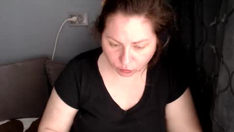 Laura online show from 06-07-26, 11:14