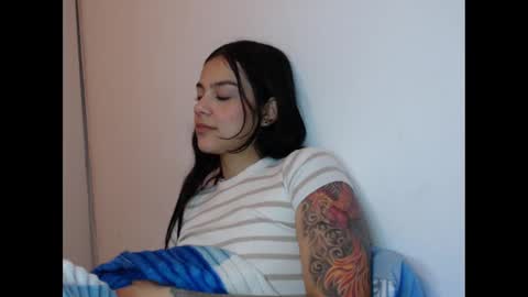 Snapshot of candyfire666 chatting on 10-05-25, 08:45 Sara online show from 10-05-25, 08:45