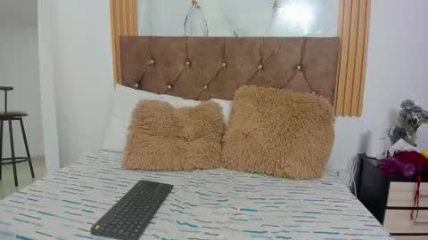 candyfox online show from 02-14-26, 05:43