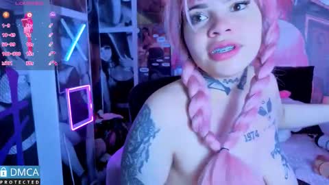 Snapshot of candykane06 chatting on 10-24-25, 01:57 Candy online show from 10-24-25, 01:57