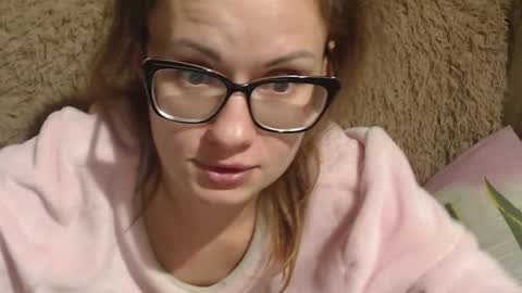 say meow and send tips  online show from 12-01-24, 06:41