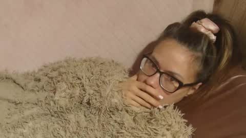 say meow and send tips  online show from 11-02-25, 12:18