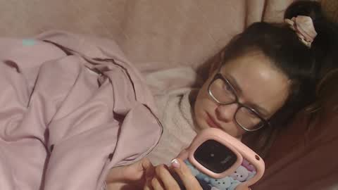 say meow and send tips  online show from 02-22-26, 10:19