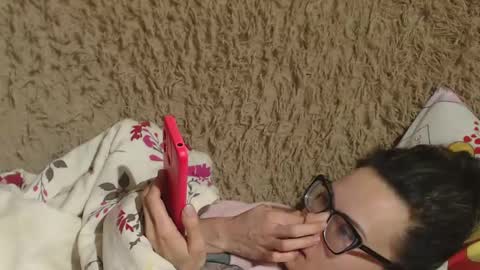 say meow and send tip  online show from 02-19-25, 11:36