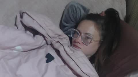 say meow and send tip  online show from 04-25-26, 11:24