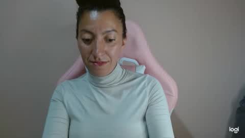 Snapshot of candymilfff chatting on 02-20-26, 04:09 candymilfff online show from 02-20-26, 04:09
