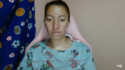 Snapshot of candymilfff chatting on 05-17-26, 01:18 candymilfff online show from 05-17-26, 01:18
