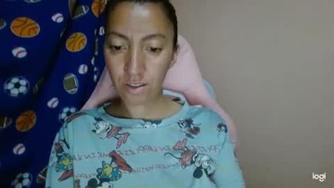 Snapshot of candymilfff chatting on 05-18-26, 02:18 candymilfff online show from 05-18-26, 02:18