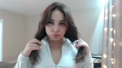 candymini online show from 01-14-25, 05:12