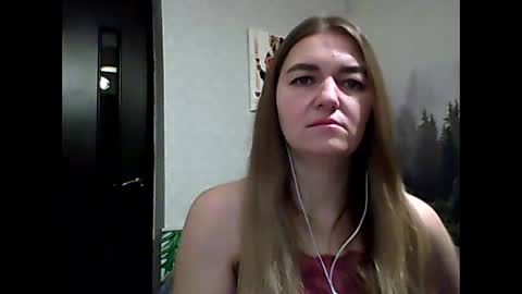 Snapshot of candyolime chatting on 12-17-25, 11:11 Daisy online show from 12-17-25, 11:11