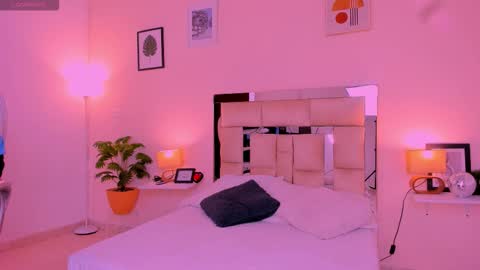 Candy online show from 09-27-25, 06:57