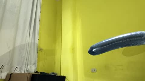 Snapshot of canela82 chatting on 08-01-26, 11:36 canela82 online show from 08-01-26, 11:36