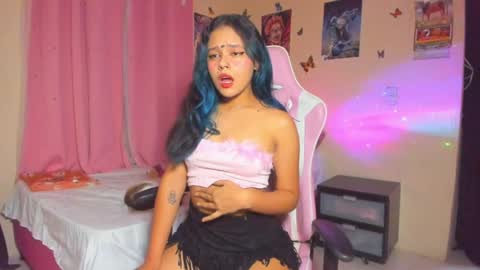 Snapshot of canela_vae chatting on 02-02-25, 01:12 Canela online show from 02-02-25, 01:12