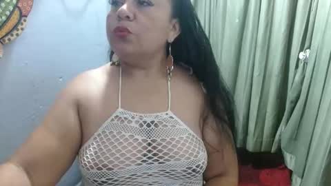 CanelaCollins online show from 01-16-26, 05:11