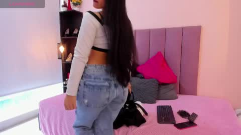 canndy_lover online show from 06-05-26, 01:17