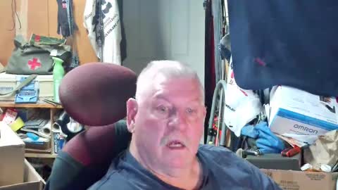 canoelicker69 online show from 09-09-25, 04:50