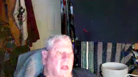 canoelicker69 online show from 12-20-25, 04:47