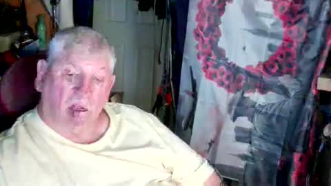 canoelicker69 online show from 04-24-26, 06:21