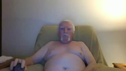 Snapshot of capecod21 chatting on 01-01-25, 10:13 capecod21 online show from 01-01-25, 10:13