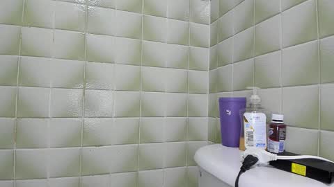 Snapshot of capitan_jones007 chatting on 10-04-25, 01:42 jones online show from 10-04-25, 01:42